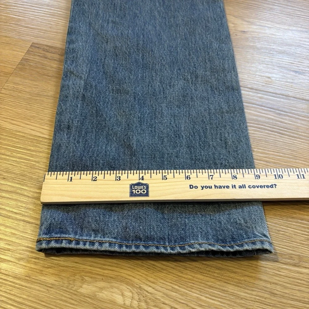 Levis 501 Denim Jeans Mens‎ Size 40 X 30 Original Fit Button Fly Medium Wash 1M